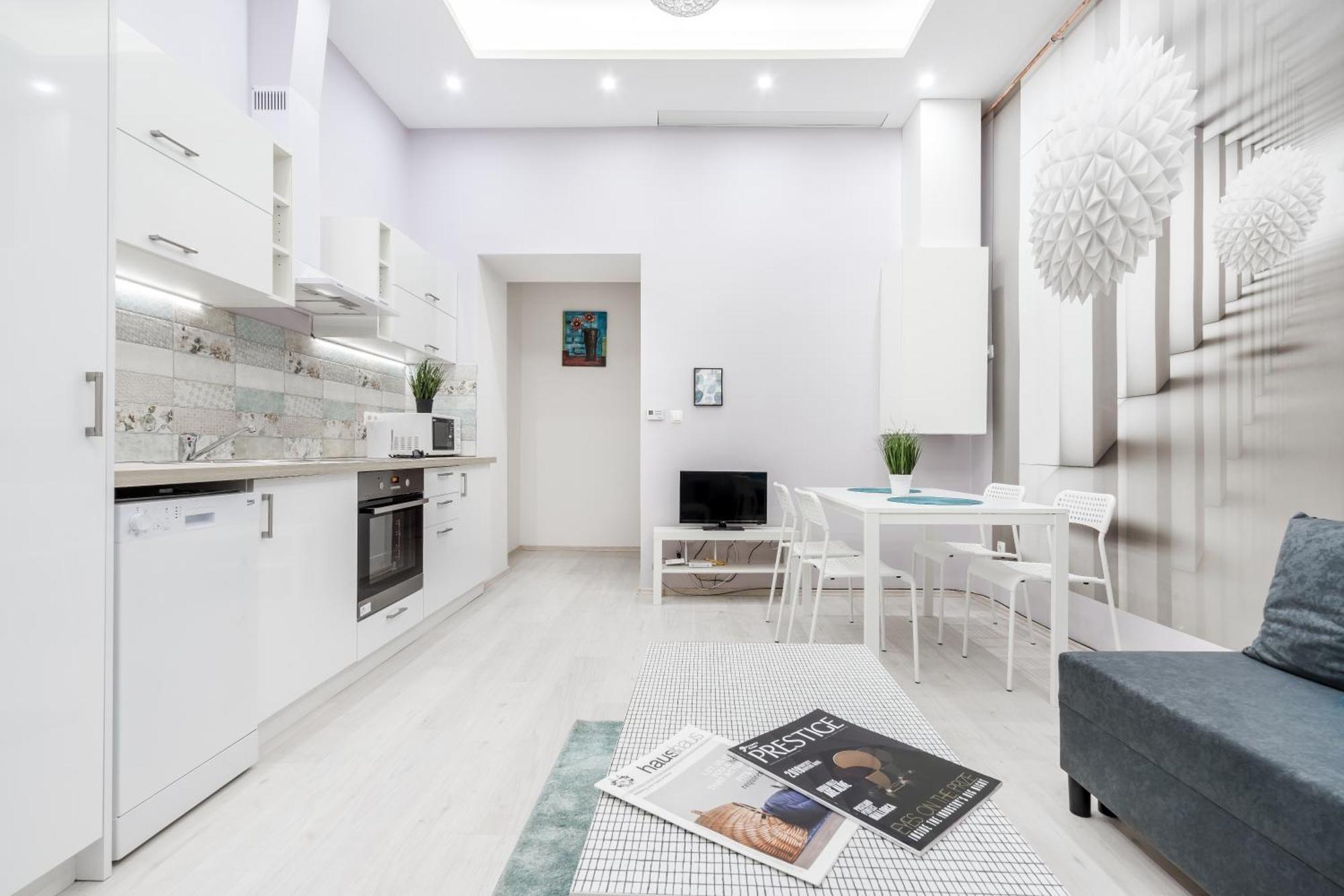 Cozy 2 Bedroom 2 Bathroom Apartment In The City Centre Budapest Exterior foto